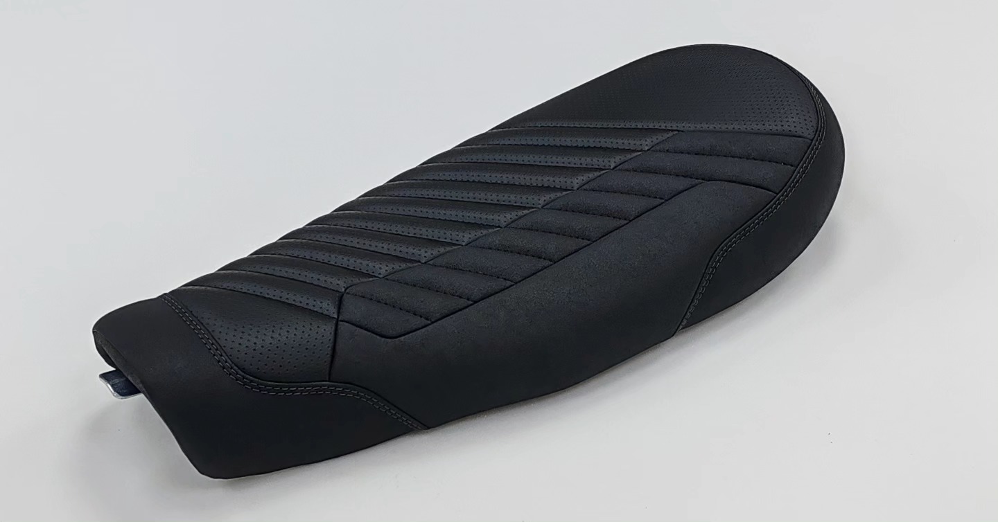 Sellerie Sainte Colombe selle Harley Davidson